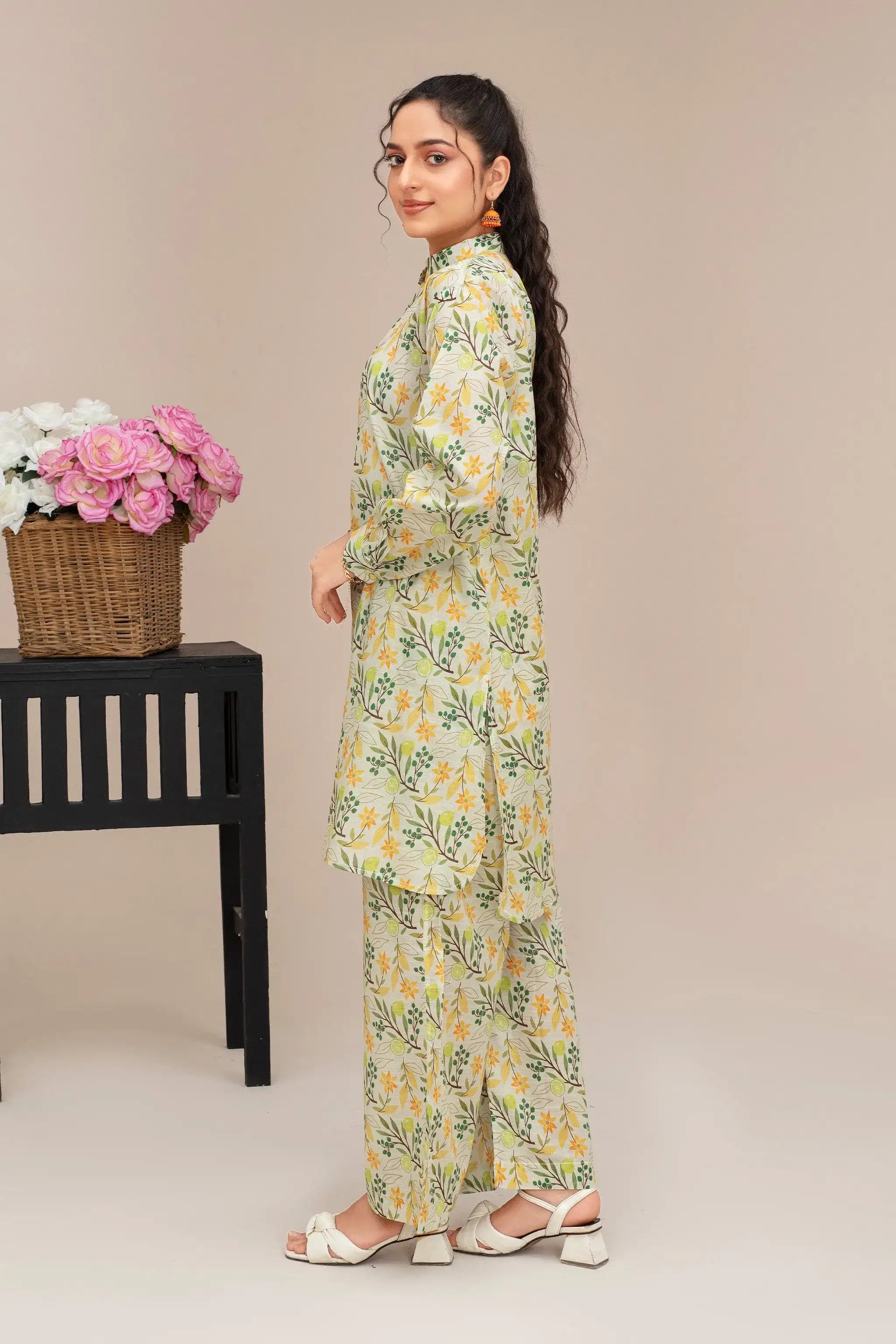 2 Piece Ready To Wear Floral Green Lawn Suit - ZN-30 - ZAINOOR