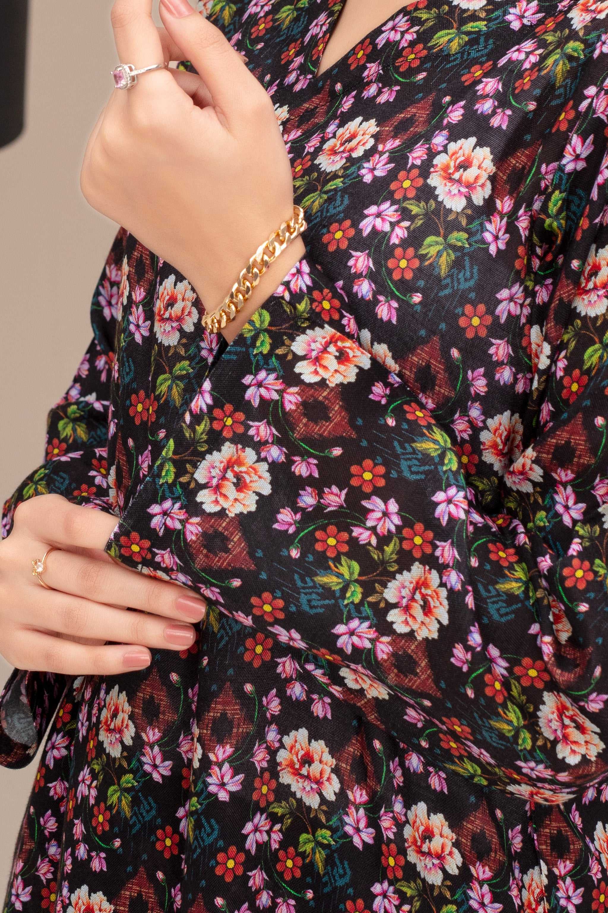 2 Piece Ready To Wear Black Lawn Suit - ZN-18 - ZAINOOR