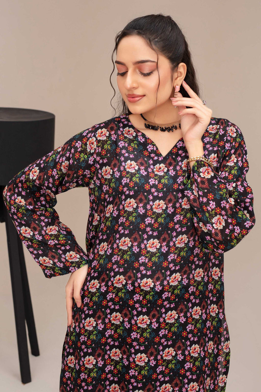 2 Piece Ready To Wear Black Lawn Suit - ZN-18 - ZAINOOR