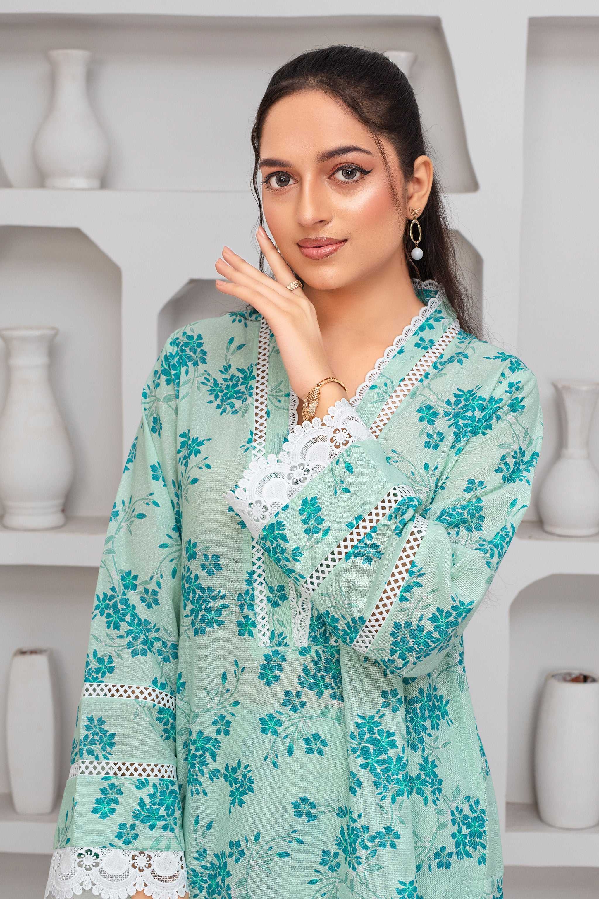 2 Piece Ready To Wear Turquoise Karandi Suit Secondary image
