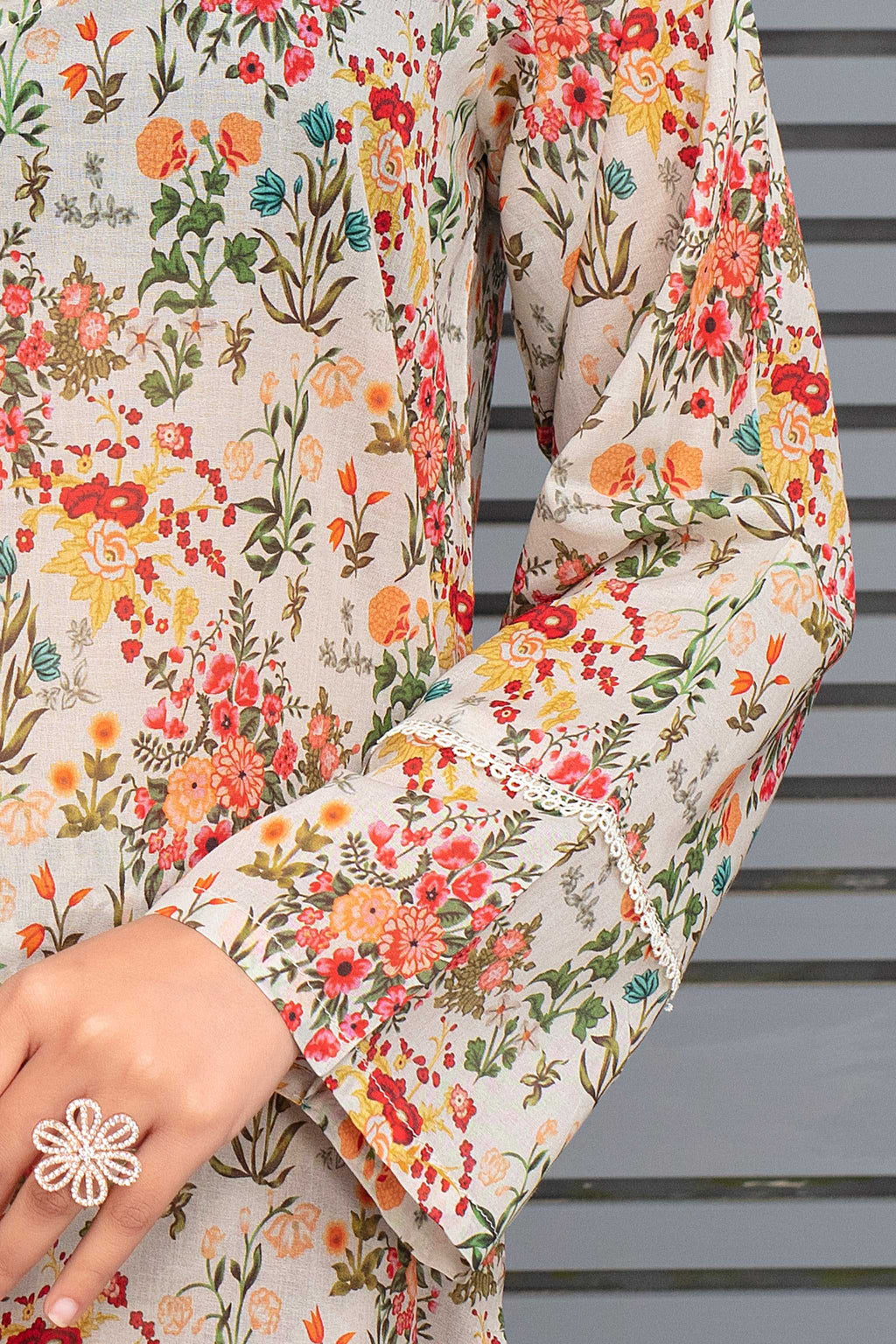 2 Piece Ready To Wear White Lawn Suit - ZN-17 - ZAINOOR