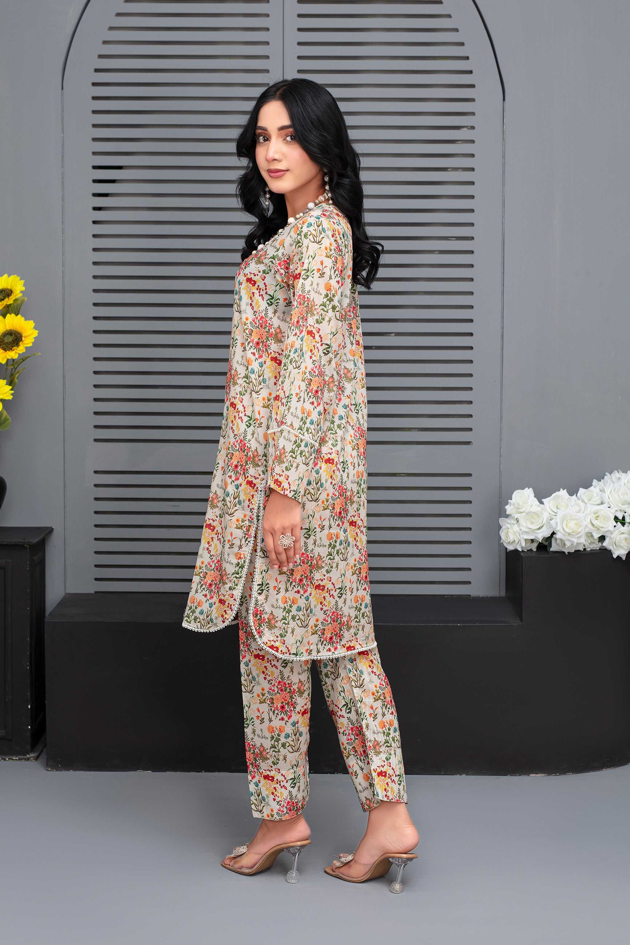 2 Piece Ready To Wear White Lawn Suit - ZN-17 - ZAINOOR