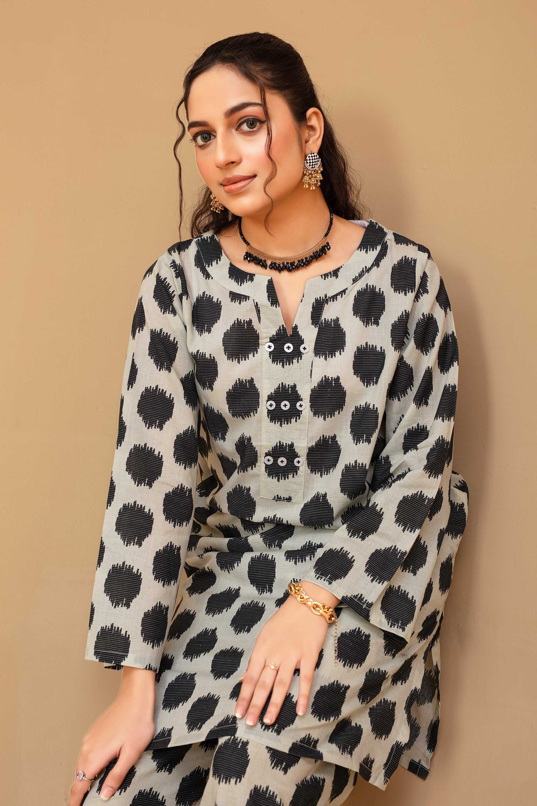 2 Piece Ready To Wear White Slub Cotton Suit Secondary image