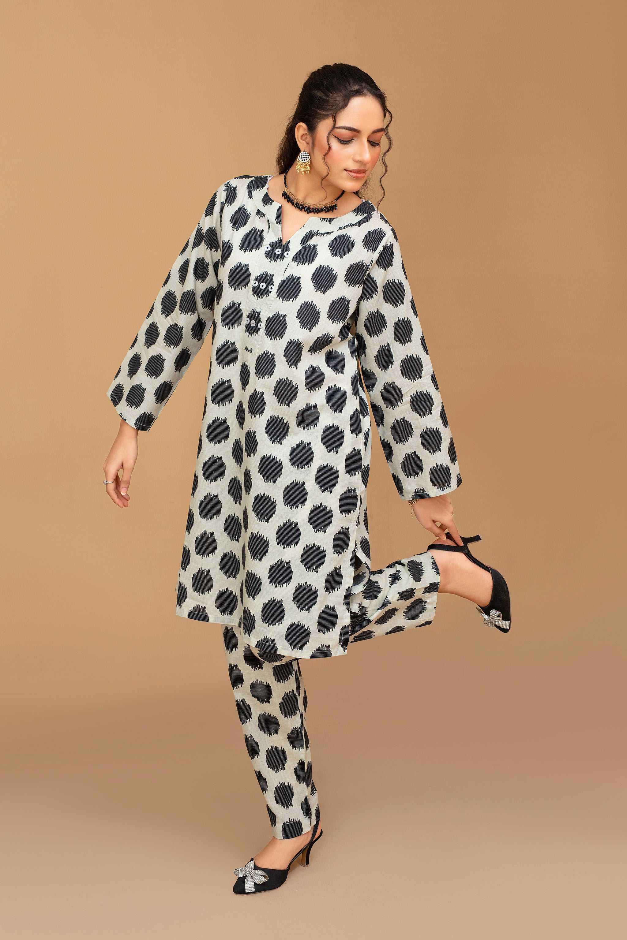 2 Piece Ready To Wear White Slub Cotton Suit - ZN-14 - ZAINOOR